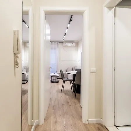 Appartement Ts Modern 2Br At New Bazaar - Central Tirana Tirana