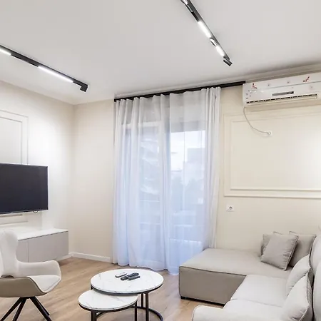 Ts Modern 2Br At New Bazaar - Central Tirana Appartement