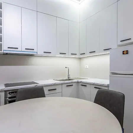 Ts Modern 2Br At New Bazaar - Central Tirana Appartement
