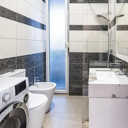 Ts Modern 2Br At New Bazaar - Central Tirana Appartement