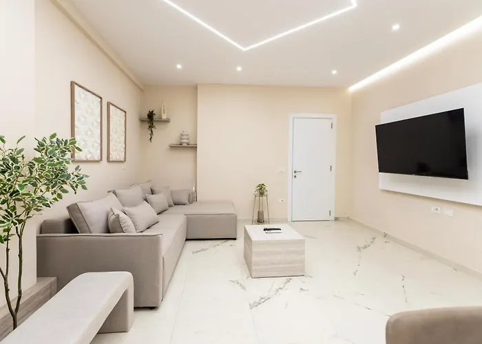 2br At New Bazaar - * Tirana