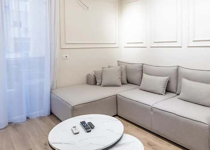 2br At New Bazaar - Appartement Tirana