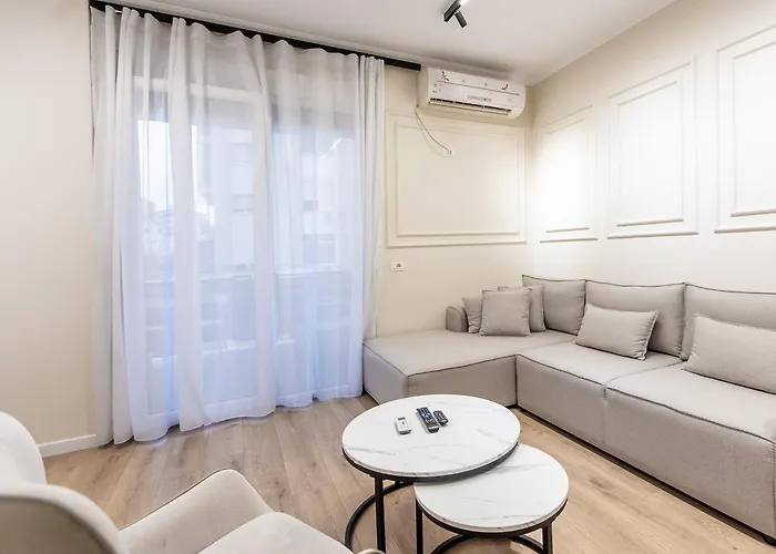 2br At New Bazaar - Tirana