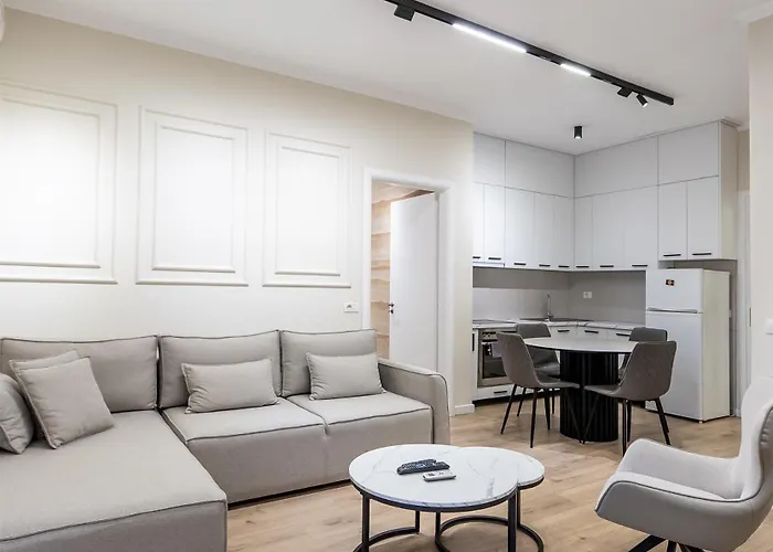 Apartment 2br At New Bazaar -