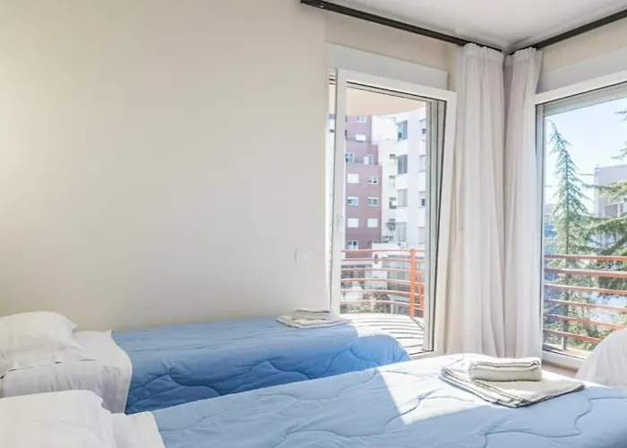 2br At New Bazaar - Appartement