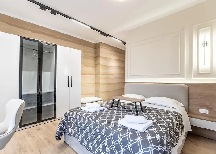 2br At New Bazaar - * Tirana