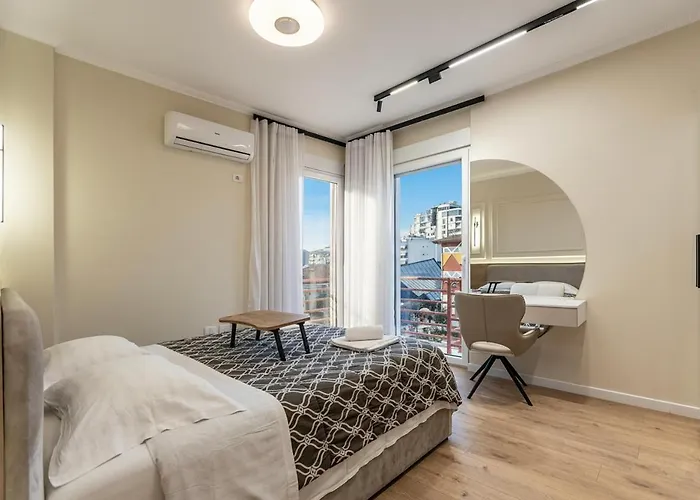 2br At New Bazaar - Appartement